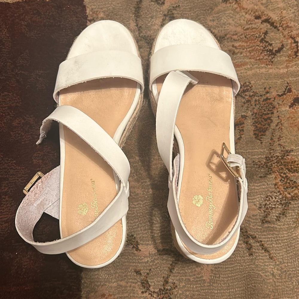 White, summer wedges